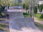 http://ride.hu/spots/budapest/budapest_gorzenal_skatepark/1433.jpg