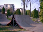 http://ride.hu/spots/budapest/budapest_gorzenal_skatepark/1434.jpg