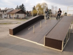 http://ride.hu/spots/dombovar/dombovar_skatepark/205.jpg