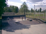 http://ride.hu/spots/gyal/gyal_skatepark/260.jpg